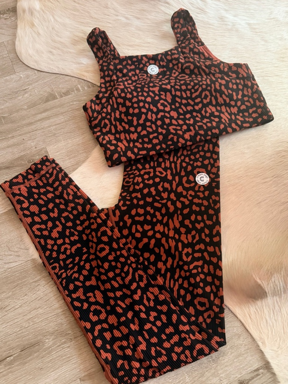 Cream Yoga - Ribbed, Leopard set w/ top & leggings.